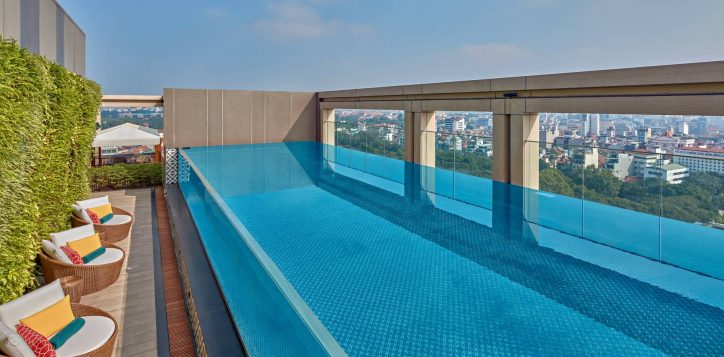 swimmingpool_5954-2