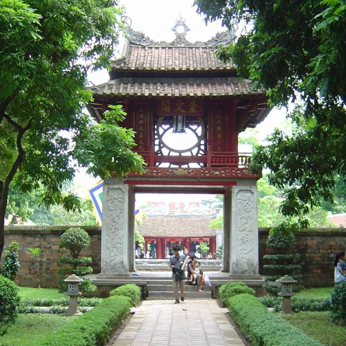 temple-of-literature-symbol-of-vietnamese-education