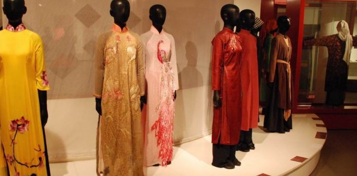 bao-tang-phu-nu-viet-nam-ta-ao-dai-2