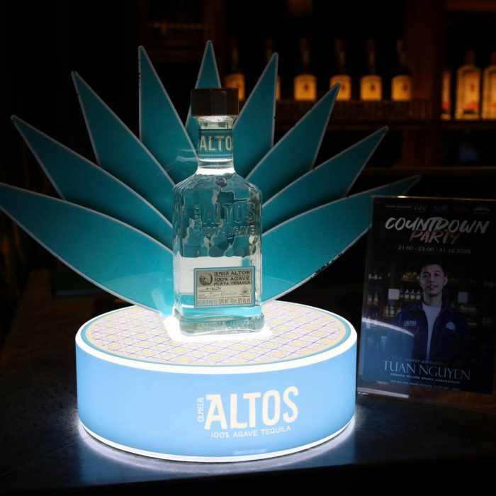 recap-a-sparkling-countdown-night-at-grand-mercure-hanoi