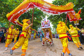 dragon-perfomance-in-vietnam-festival-2